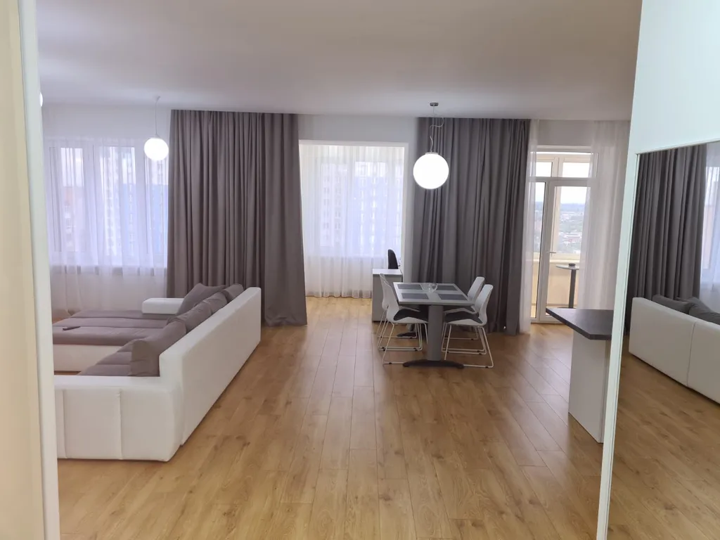 Люкс в новом доме с паркингом