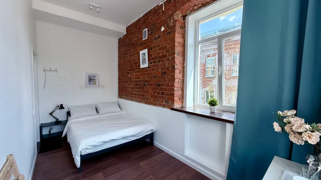 Уютная комната в стиле лофт у метро Парк культуры