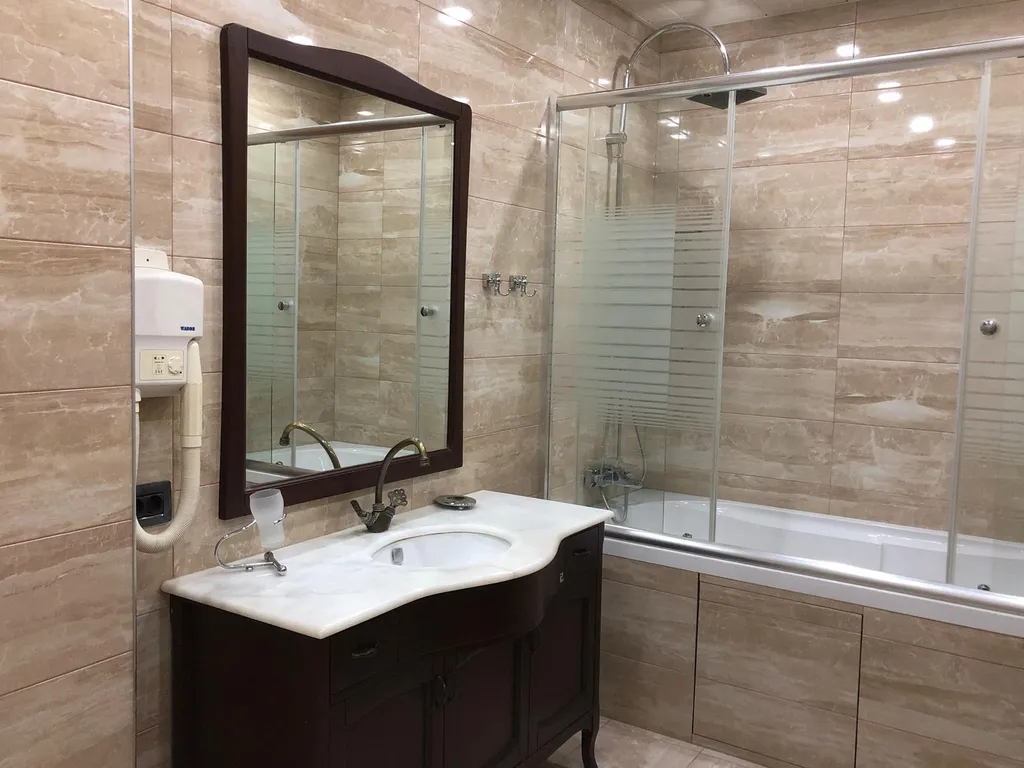 Роскошная квартира в центре у бульвара напротив InterContinental Hotel