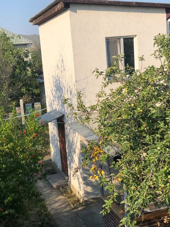 Дача рядом с морем, недалеко от пгт Орджоникидзе