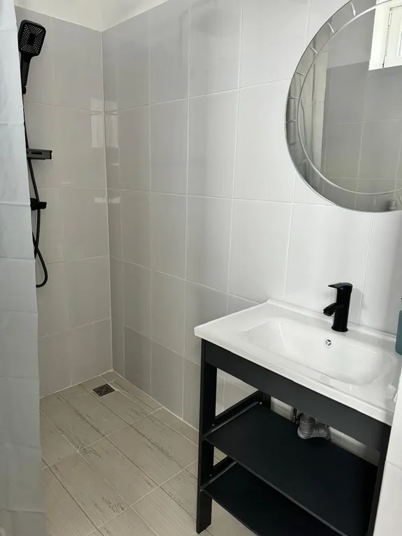 Комната с видом на горы