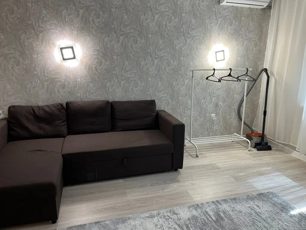 Квартира Квартира в стиле лофт в тихом районе — Элиста