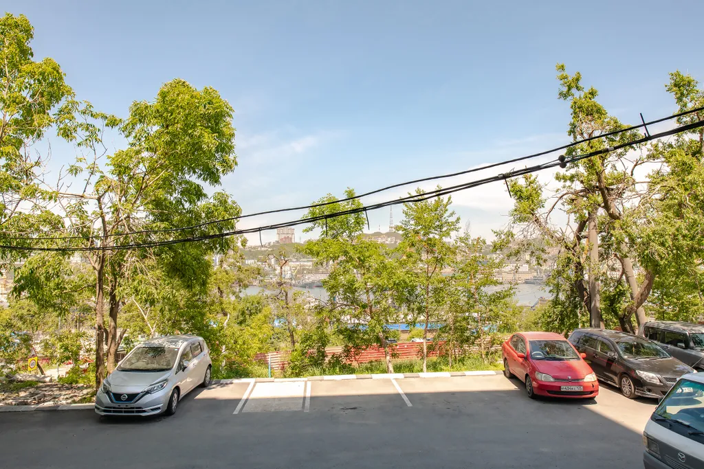 Стильная студия на первом этаже с видом на бухту Золотой рог