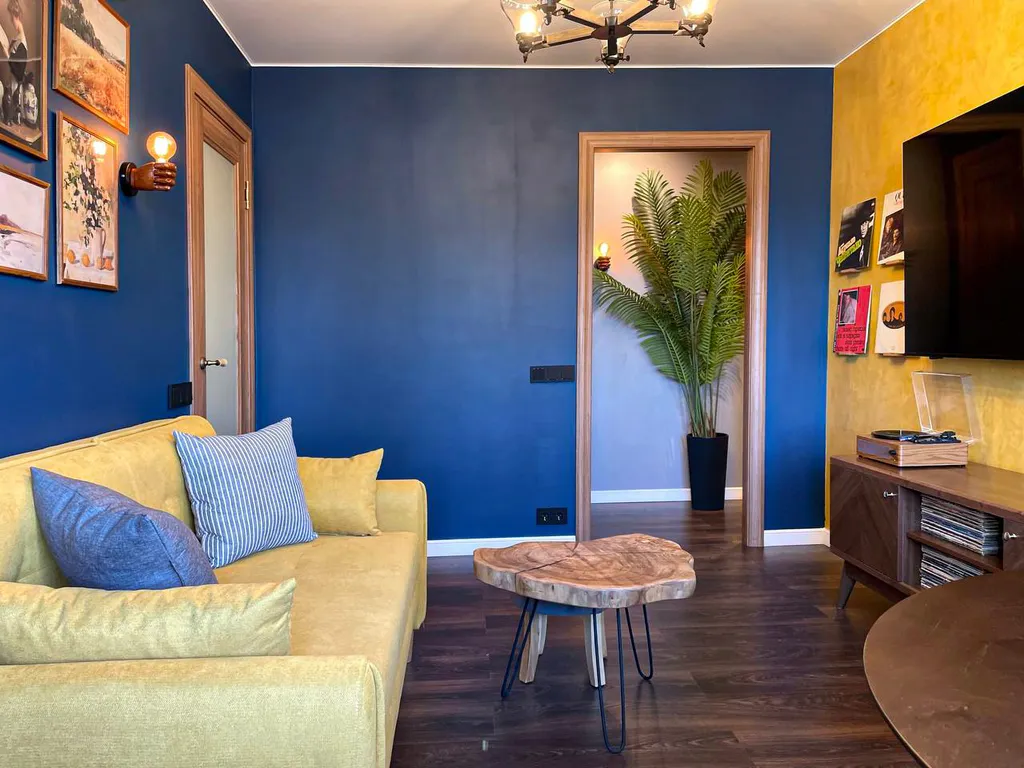 Трёхкомнатная квартира с видом на набережную в центре В. Новгорода