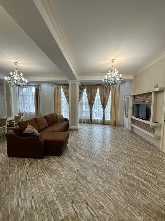 Апартаменты на Титова 2 этаж