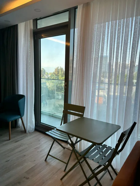 Апартаменты на самом берегу моря в жк Batumi View