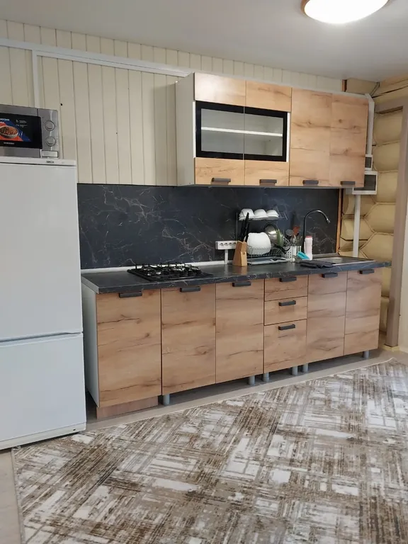 Благоустроенный стильный дом на 1 линии о.Селигер