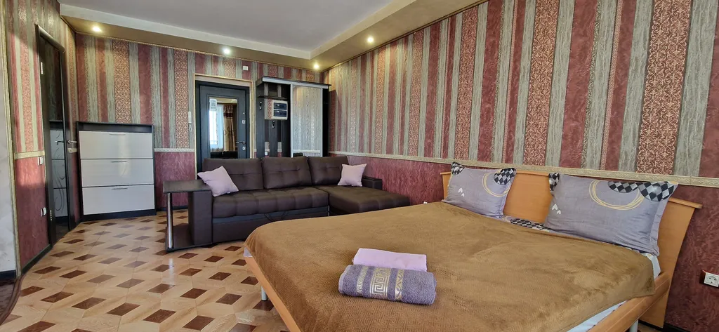 Студия с видом на реку Ангару