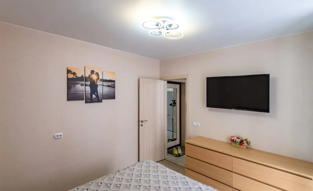 Уютная евродвушка
 центр 10 мин на авто