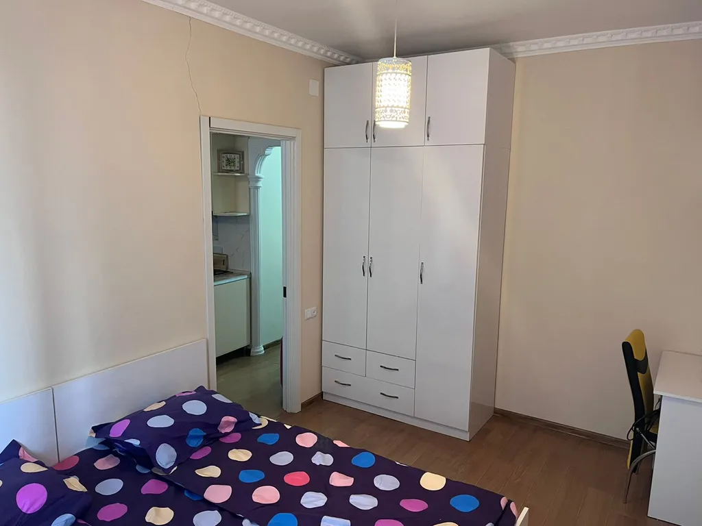 Квартира 2-комнатная Квартира — Батуми