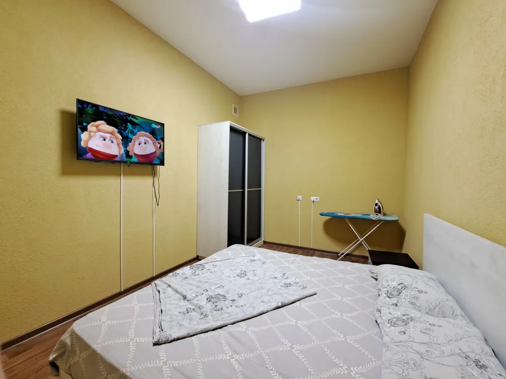 Просторная квартира на Массандровском пляже — аренда посуточно в Ялта