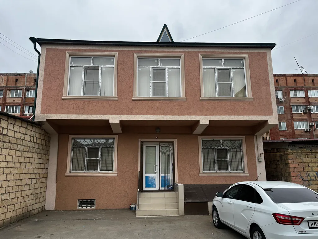 Коттедж Уютный дом в центре города со всеми удобствами, 7 минут от моря — Дербент