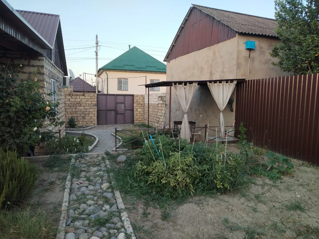 Домик у моря