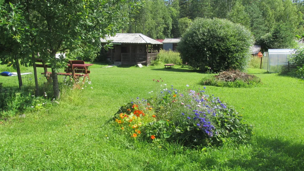 Бунгало у озера