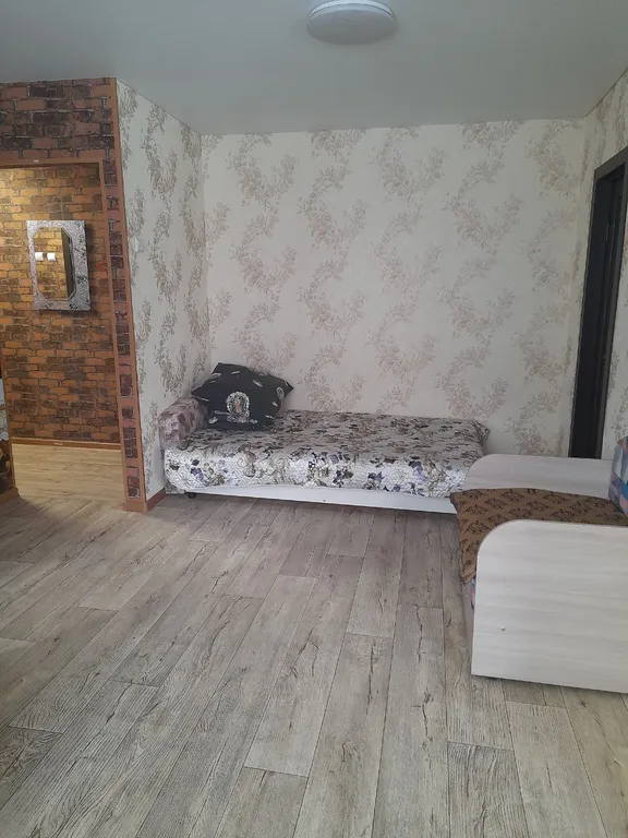 Двухкомнатная квартира в центре Сокола, площадь и аэропорт рядом