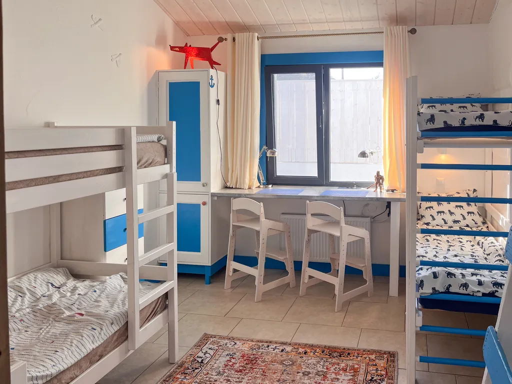 Дом Море рядом