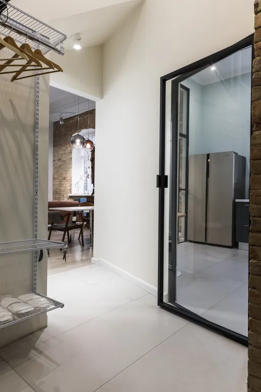 Трехуровневая квартира в историческом доме в центре города