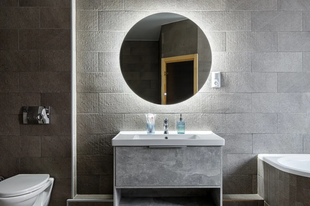 Трёхкомнатная квартира с сауной рядом с центром