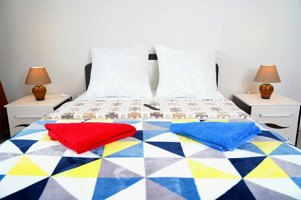 Уютная квартира-студия с диванчиком у торгового центра Вавилон