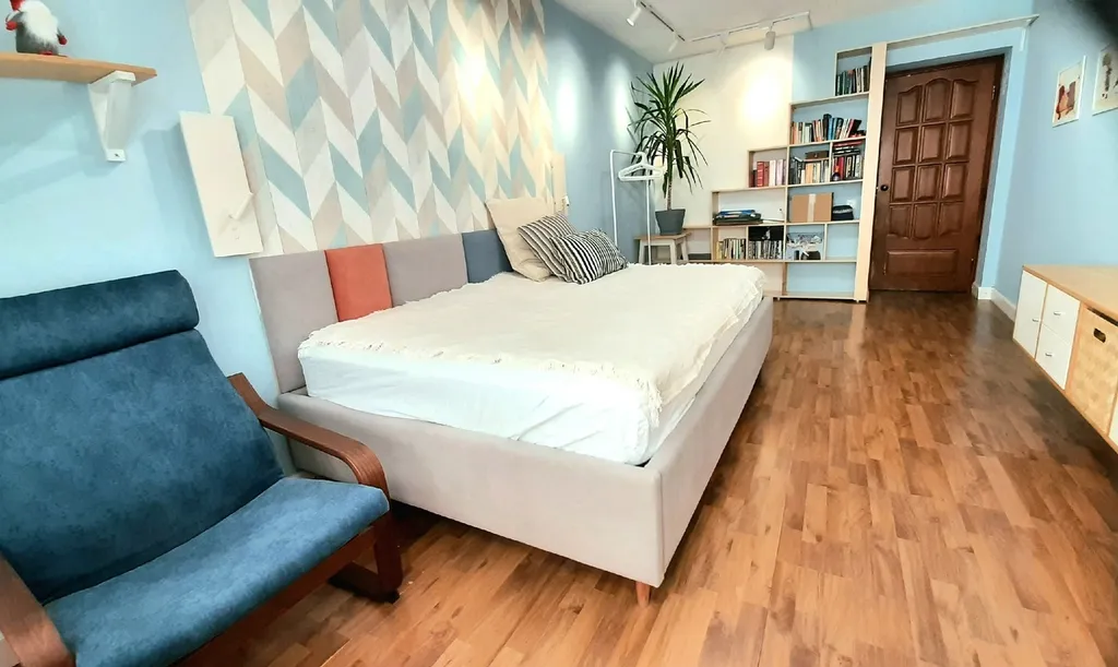 Квартира Изолированная комната в 7 минутах пешком от автовокзала — аренда посуточно в Екатеринбург