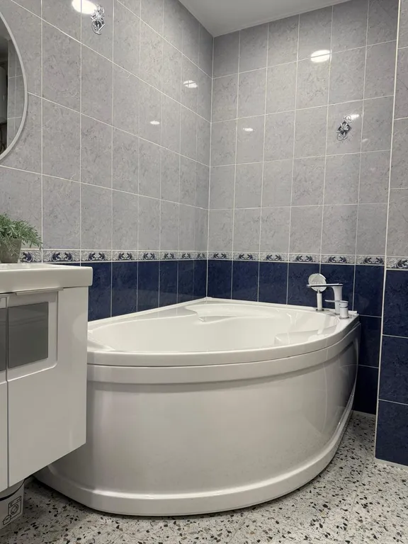 2 комн квартира район Обелиск