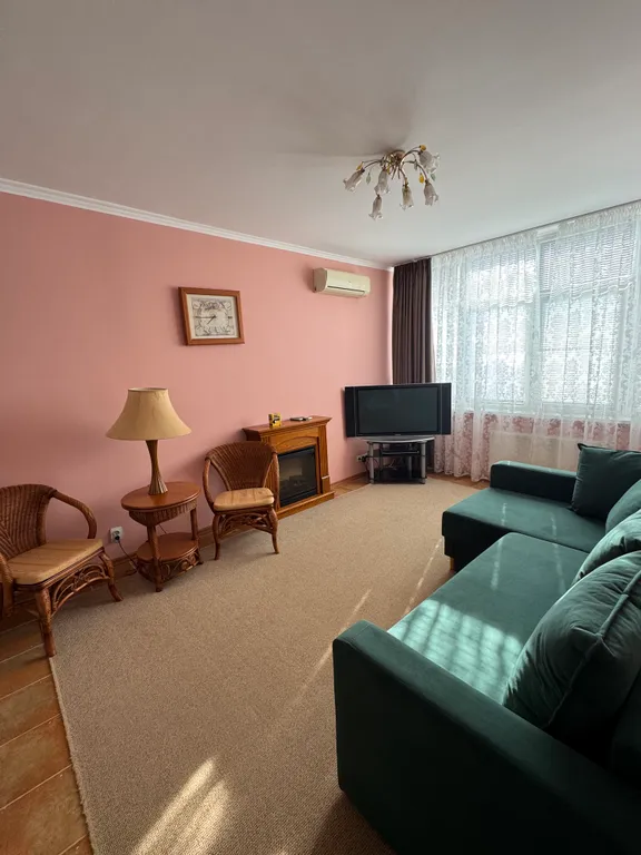 Двухкомнатный апартамент на ЮБК у самого моря