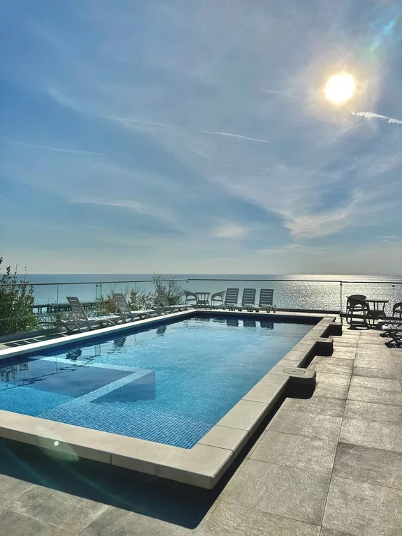 Студия с роскошным видом на море