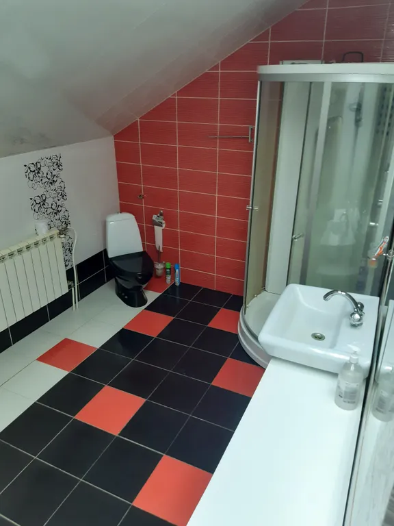 6-комнатный Дом