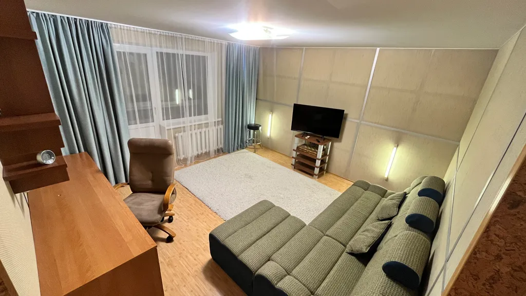 Уютная, ухоженная квартира премиум класса — аренда посуточно в Барнаул