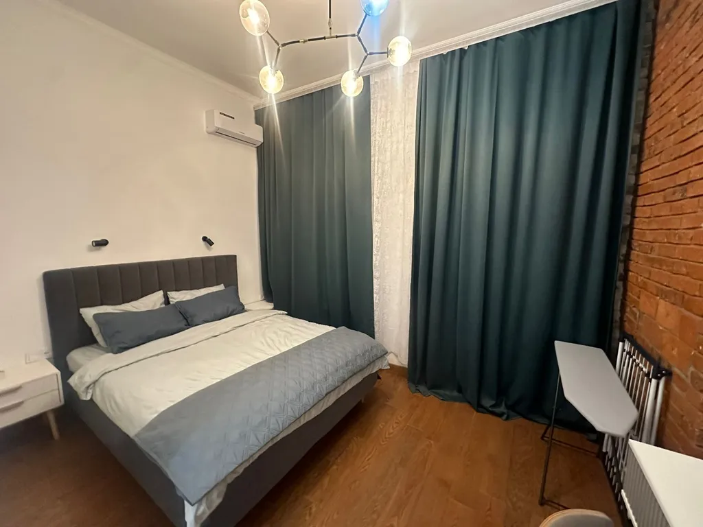 Великолепная квартира в купеческом особняке