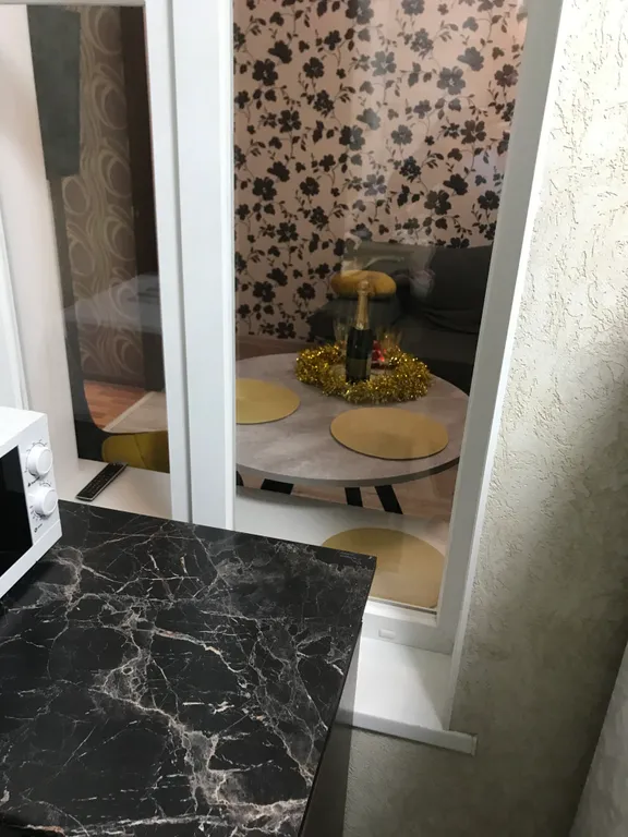 Квартира в парке, на каскадной лестнице, центр, первая-курортная