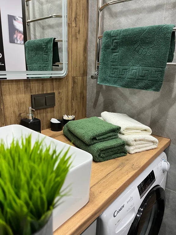 Новая уютная 1-я квартира с дизайнерским ремонтом в центре города