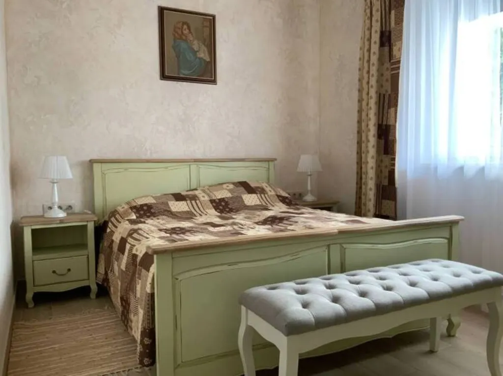 4-комнатный Дом