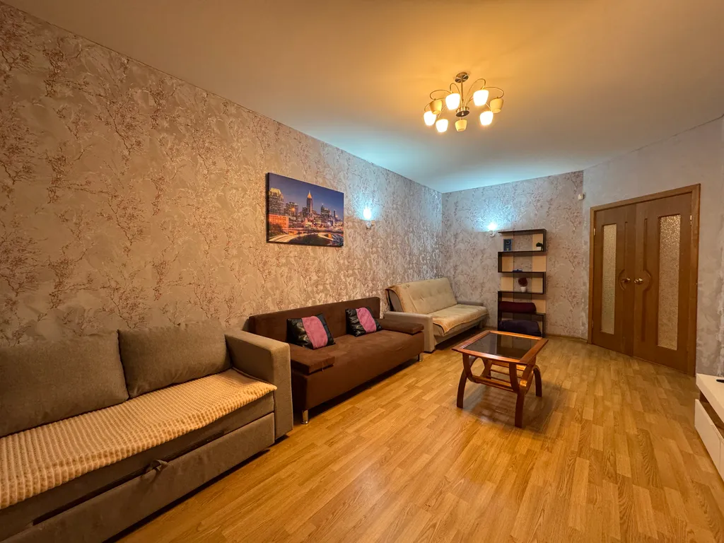 Просторная двушка в центре города