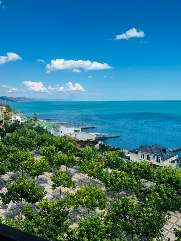 Апартаменты в Алуште с видом на море