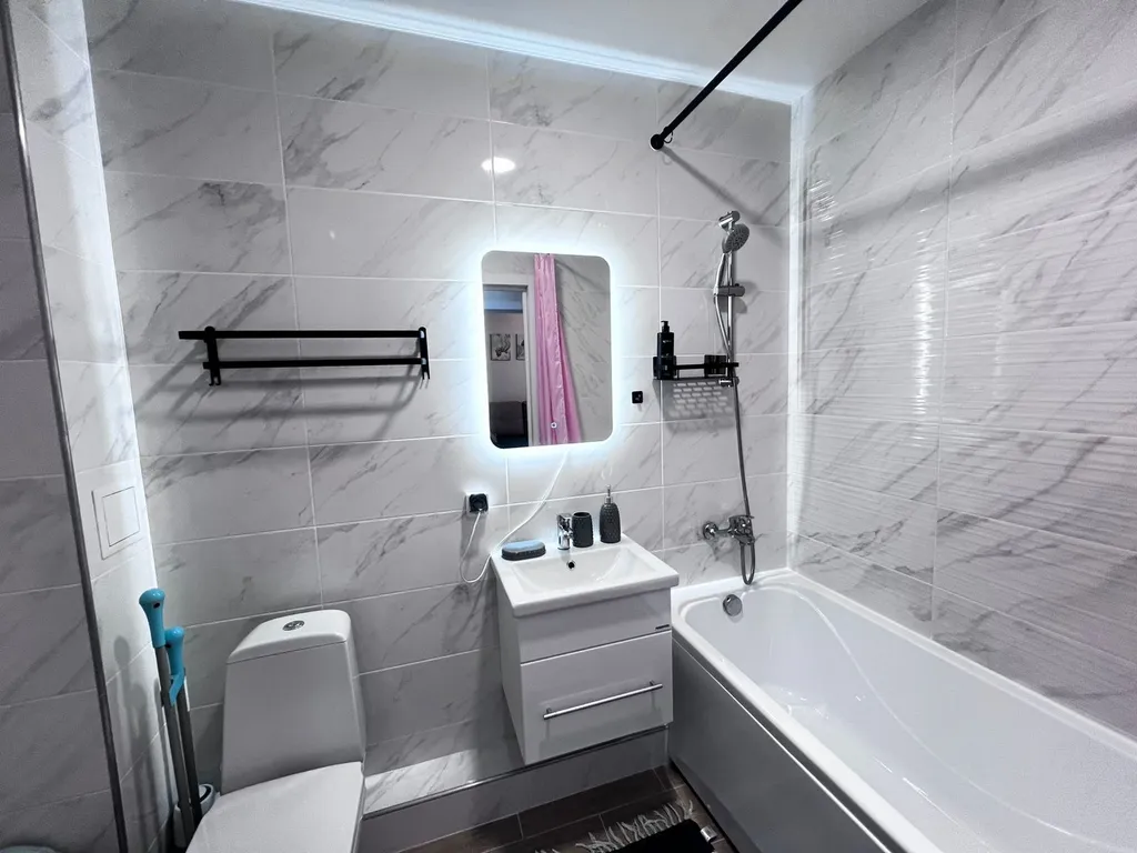 290 Однушка с бассейном на 5 человек