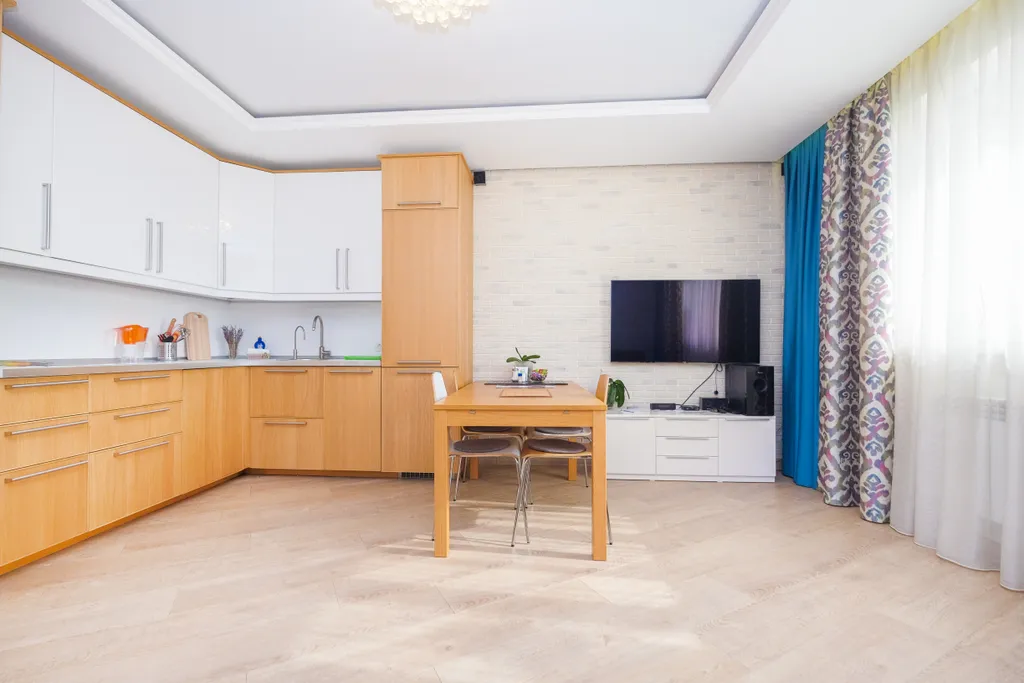 Квартира Уютная трёхкомнатная квартира на 6 человек с бесконтактным заселением — Новосибирск