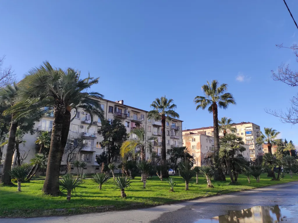 Квартира 2-комнатная квартира в центре Сухума — Сухум