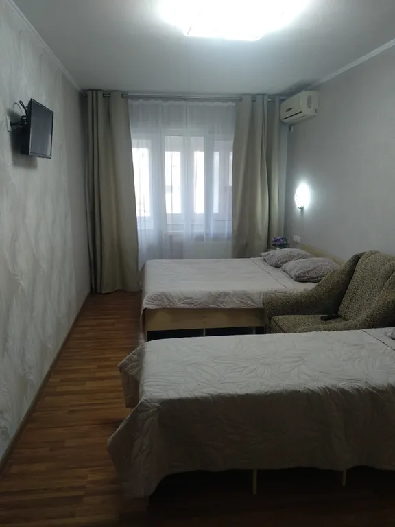 Квартира 1-комнатная Квартира — Евпатория