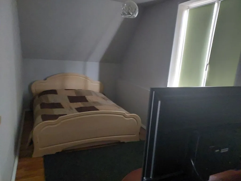 Дом в центре (макс количество гостей - 5 чел.)