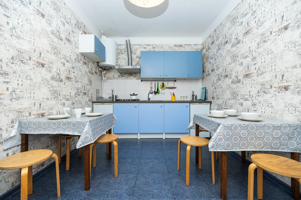 Уютный номер на 4-х человек с санузлом, большой террасой и кухней