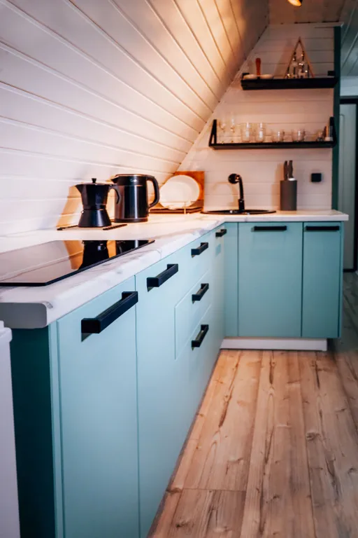 Коттедж Коттедж Роскошный А-фрейм в нежных мятных тонах с панорамными окнами — Озёры