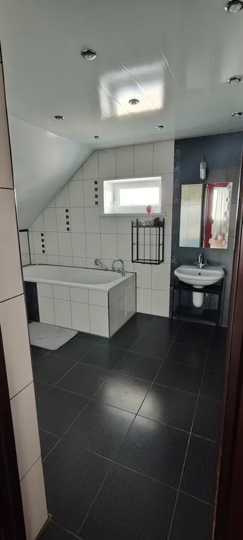 4-комнатный Дом