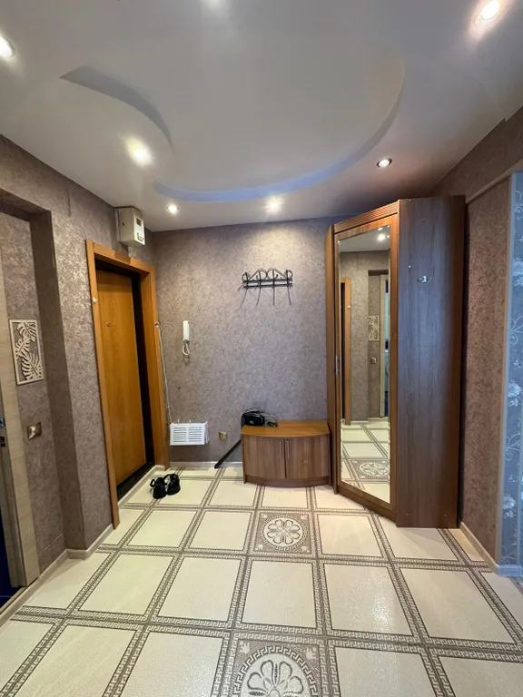 Хорошая трёхкомнатная квартира