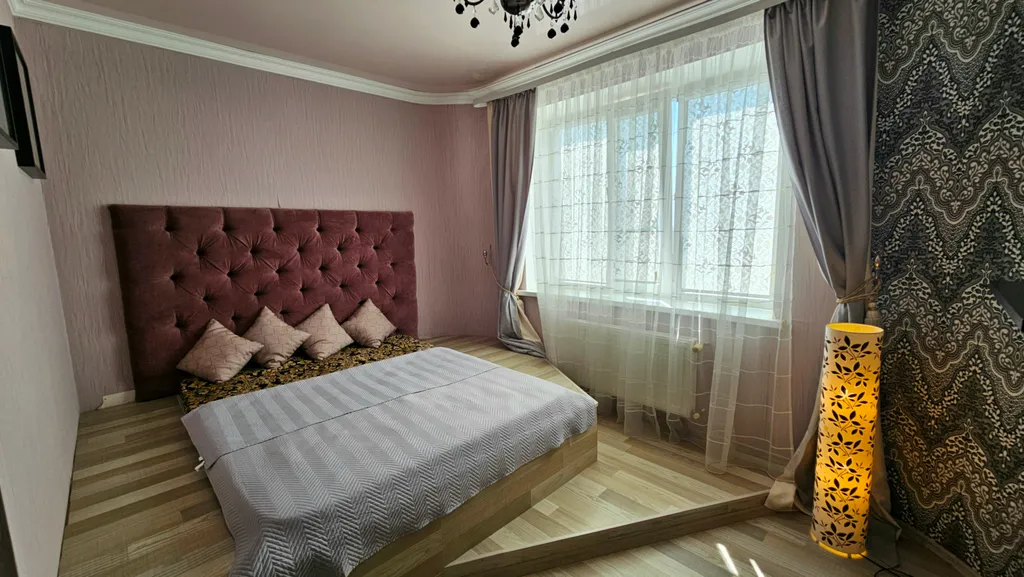 Уютная двухкомнатная квартира, расположенная рядом с парком Галицкого