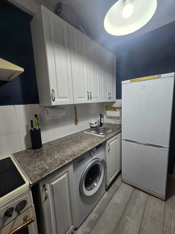 Квартира 1 комнатная рядом с плазой и больницей