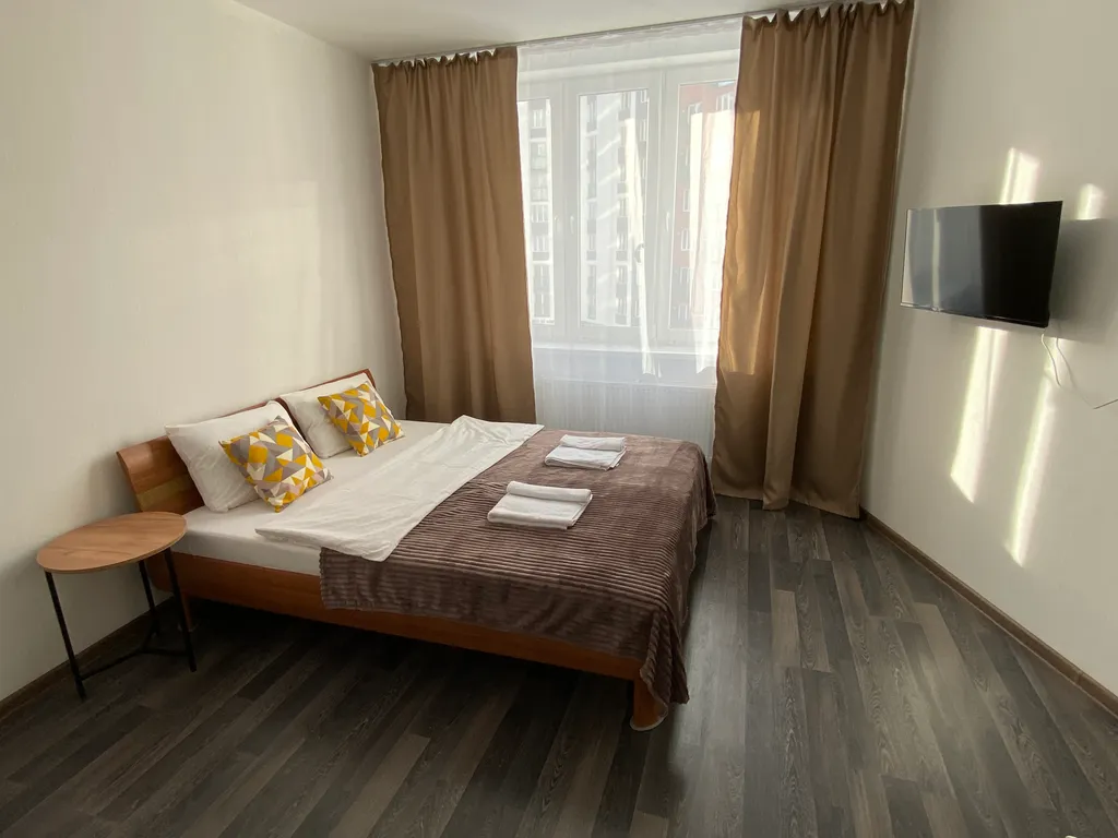 Уютная студия на набережной в центре Академического района