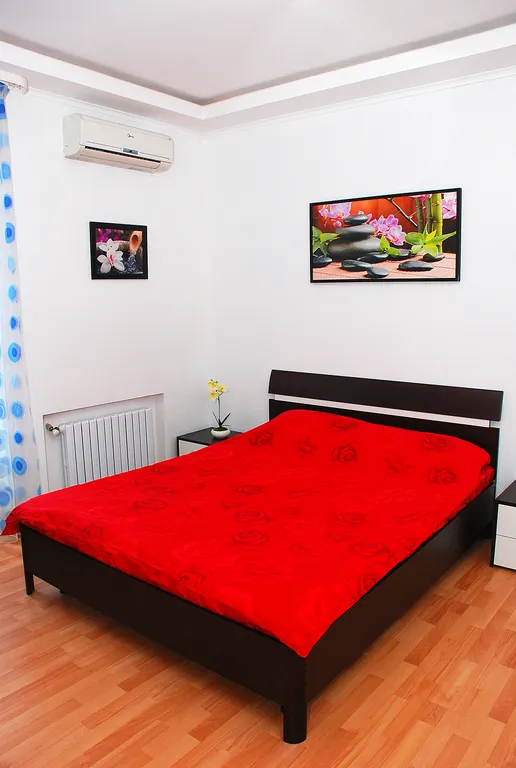 Есть вода, новая кровать. 2комн. По артема