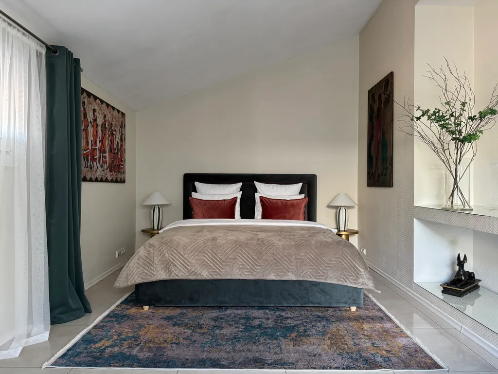 Квартира Квартира Мансарда с террасой и видом на Казанский собор — Санкт-Петербург