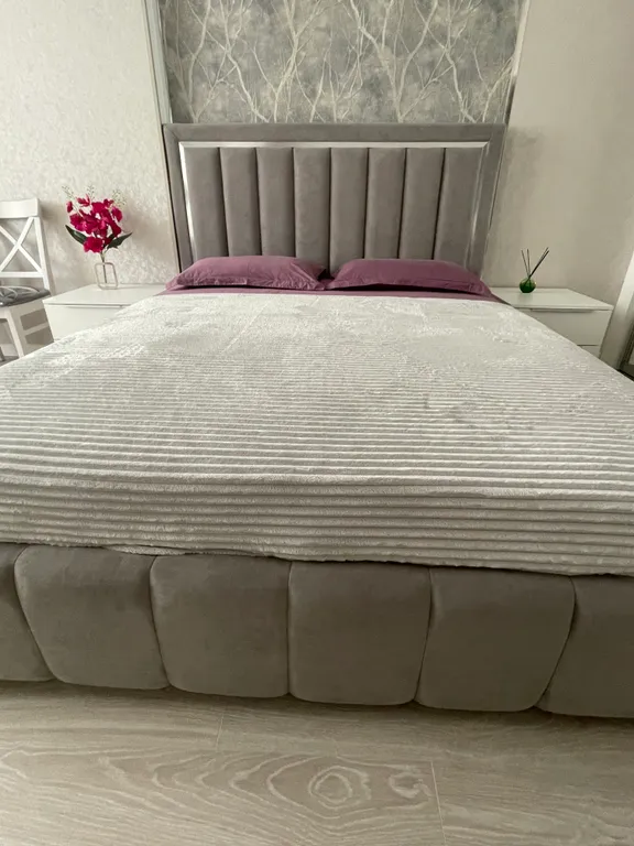 Красивая  евродвушка в шаговой доступности от нескольких пляжей